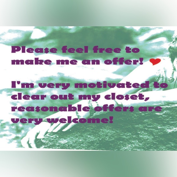 Like new gold and black Vince Camuto espadrilles - Picture 8 of 8